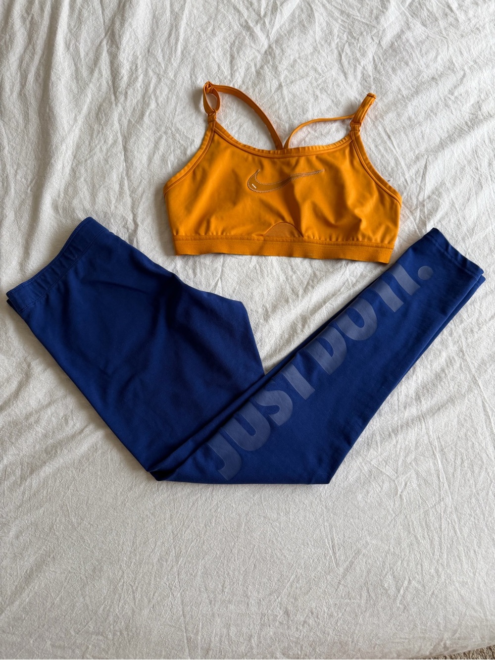 Nike Dri-FIT 2-Piece Bra & Leggings Set Blue/Orange Women’s Regular M/L